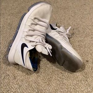 KD LMTD NBA GS Warriors -  Nike home sneaker -7Y